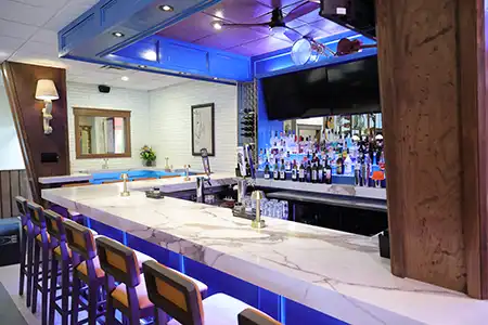 eat in pizza restaurants