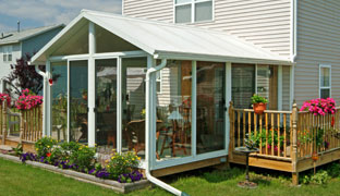 https://www.patioenclosures.com/traditional-sunrooms-pictures.aspx