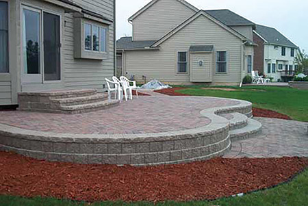 J & C Landscaping - Painesville, Ohio - Spring & Fall Clean Up, New Lawns, Grass Cutting, Trimming, Mulch, Walkways, Retaining Walls, New Designs & More!